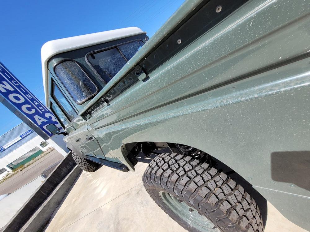 Rock Sliders Land Rover Defender 130