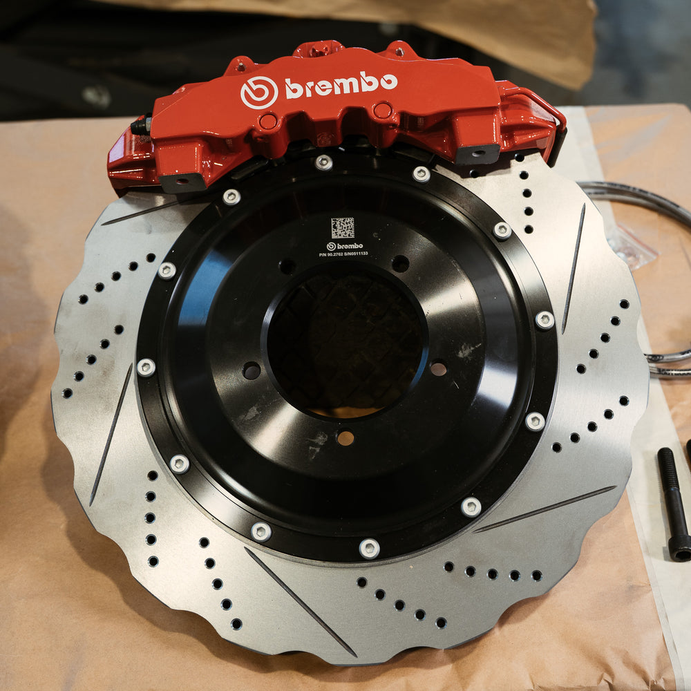 Brembo Big Brake Kit Range Rover classic / Defender — 8 Pistones Delante / 4 Pistones Detrás